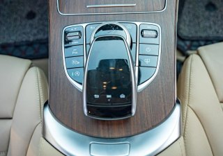 Mercedes-Benz 2021 - Biển tỉnh, odo: 1,8 vạn km