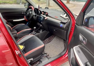 Suzuki Swift 2020 - Đăng ký lần đầu 2020, nhập khẩu, giá tốt 520tr