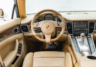 Porsche Panamera 2014 - Xe gia đình, giá tốt 2 tỷ 350tr