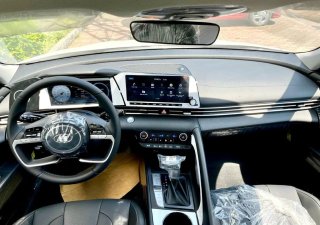 Hyundai Elantra 2022 - Hyundai Elantra 2022 tại Bình Phước