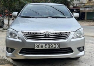 Toyota Innova 2012 - Odo 140.000 km