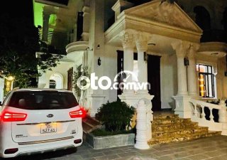 Kia Sedona xe nhà đi còn rất đẹ 2020 - xe nhà đi còn rất đẹ