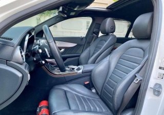 Mercedes-Benz C300 2017 - Màu trắng