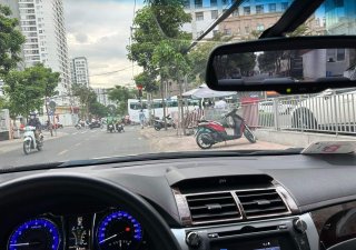 Toyota Camry 2015 - Màu đen