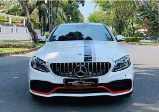 Mercedes-Benz C200 2019 - Trả trước 668 triệu