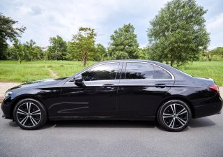 Mercedes-Benz E180 2022 - Siêu mới, đăng ký 06/2022, 7.000 miles, như mới. Option 40 triệu