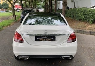 Mercedes-Benz C200 2020 - Trả trước 660 triệu
