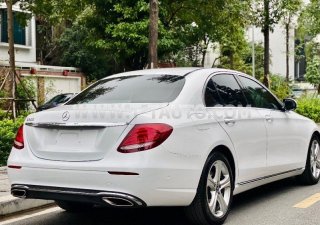 Mercedes-Benz E250 2017 - Biển Hà Nội, tên cá nhân