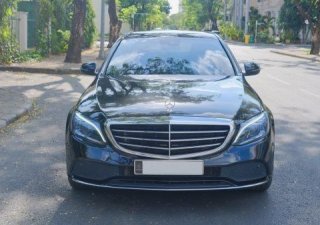 Mercedes-Benz C200 2020 - Màu đen