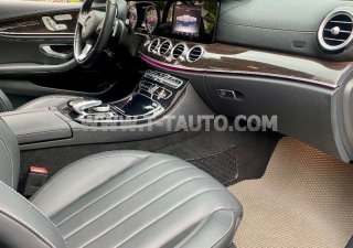 Mercedes-Benz E250 2017 - Biển Hà Nội, tên cá nhân