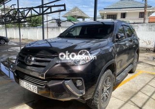 Toyota Fortuner   2017 màu nâu cần tiền bán gấp. 2017 - Toyota Fortuner 2017 màu nâu cần tiền bán gấp.