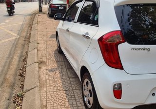 Kia Morning 2012 - Màu trắng, nhập khẩu nguyên chiếc