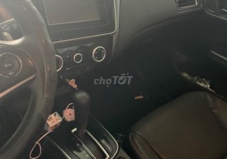 Honda City Cần bán gấp xe   2018 - Cần bán gấp xe Honda city