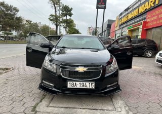 Chevrolet Cruze 2011 - Màu đen