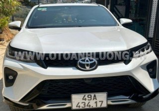 Toyota Fortuner 2020 - Màu trắng