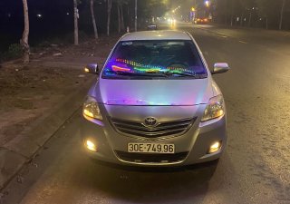 Toyota Vios 2010 - Màu bạc, giá rẻ
