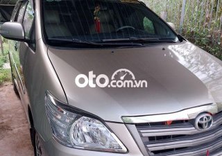 Toyota Innova Bán xe  2015 màu vàng cát đã qua sử dụng 2015 - Bán xe innova 2015 màu vàng cát đã qua sử dụng
