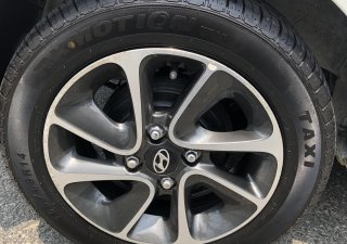 Hyundai Premio 2017 - Đăng ký 2018