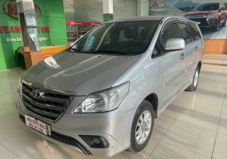 Toyota Innova 2014 - Màu bạc, 350tr