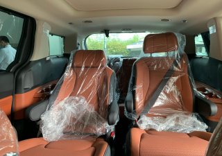 Kia Carnival 2023 - Giảm 50% phí trước bạ - Xe sẵn giao - Quà tặng chính hãng