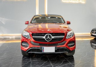 Mercedes-Benz GLE 400 2016 - Màu đỏ, nội thất kem