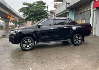 Toyota Hilux 2018 - Hỗ trợ trả góp 70%, xe đẹp, giá tốt giao ngay