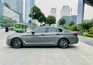 BMW 520i 2021 - Độ lên M Sport hơn 200 triệu