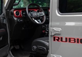 Jeep Wrangler 2022 - Model 2023, màu xám xi măng