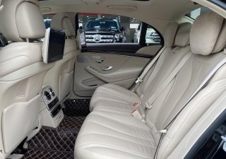 Mercedes-Benz S400 2015 - Màu đen, nội thất kem
