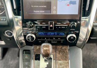 Toyota Alphard 2022 - Siêu lướt chạy 2000 km như mới tinh, còn bảo hành hãng, giá lại rất hợp lý