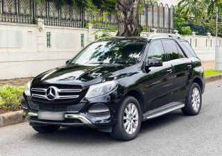 Mercedes-Benz GLE 400 2016 - Màu đen nội thất kem, nhập Mỹ