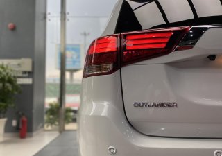 Mitsubishi Stavic 2022 - Tặng 100% phí trước bạ, camera 360 - Lãi suất ưu đãi chỉ 8.8%