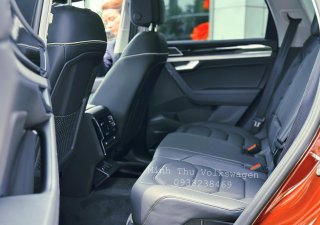Volkswagen Touareg 2023 - Màu xám, nội thất đen, 1 xe giao ngay trong tháng 6/2023, liên hệ Ms Minh Thư giao xe toàn quốc