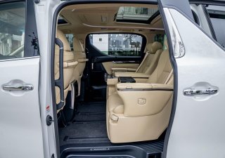 Toyota Alphard 2023 - Mới 100%, giao sớm nhất Việt Nam