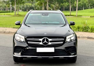 Mercedes-Benz GLC 300 2018 - Xe đẹp 1 chủ, không đâm đụng, không ngập nước
