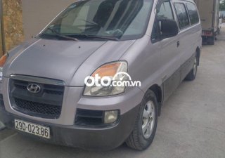 Hyundai Starex Cần bán xe huyndai  2004 số tay 2004 - Cần bán xe huyndai Starex 2004 số tay