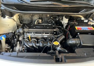 Kia Rio 2015 - Trắng Ngọc Trinh - Giá chỉ hơn 2 trăm