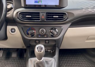 Hyundai Grand i10 2021 - Màu trắng