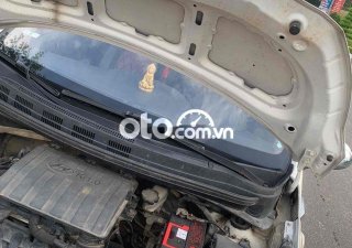 Kia K cần bán xe huyn dai i10 số sàn 2013 - cần bán xe huyn dai i10 số sàn