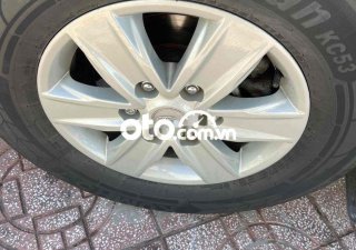 Hyundai Solati Cần Bán xe  màu bạc 2019 2019 - Cần Bán xe solati màu bạc 2019