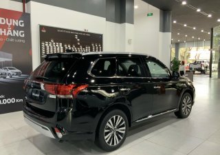 Mitsubishi Outlander 2023 - Ưu đãi lên đến 100% phí trước bạ -  Sẵn hàng giao ngay - ưu đãi cho khách hàng ký mới