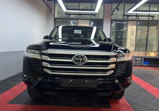 Toyota Land Cruiser 2023 - Nhập khẩu nguyên chiếc Xe mới 100%