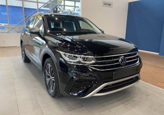 Volkswagen Tiguan Facelift 2022 - Bán xe Volkswagen Tiguan Facelift 2022, màu đen