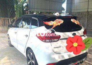 Kia Rondo Xe   2017.mau trang 7 chỗ.xe gia đình chạy 2017 - Xe Kia RonDo 2017.mau trang 7 chỗ.xe gia đình chạy
