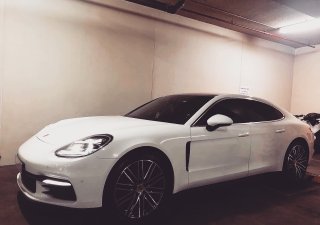 Porsche Panamera 2017 - Chính chủ bán xe Poscher panamera sx 2017 Lăn bánh 2018 