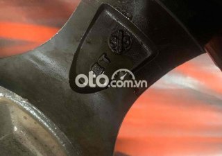 Toyota Corolla mân vỏ khong xâm 2010 - mân vỏ khong xâm