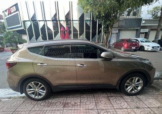 Hyundai Santa Fe 2017 - Cần Bán xe ô tô - Hyundai Santafe 2017 4WD máy xăng full  2 cầu 
