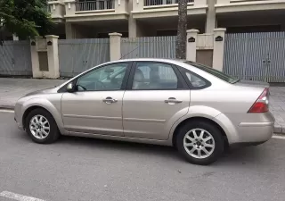 Ford Focus 2008 - Bán Ford focus 2008, biển Hà nội, số sàn, 14Vạn km,
