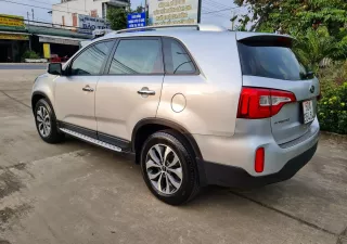 Kia Sorento 2016 - Chính Chủ Cần Bán xe Sorento năm 2016, máy xăng 2.4, số tự động