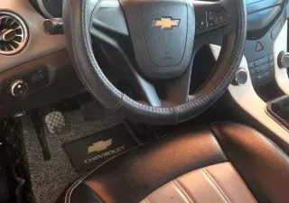 Chevrolet Cruze 2015 - Chính chủ bán xe Chevrolet cruze 2015 số sàn 